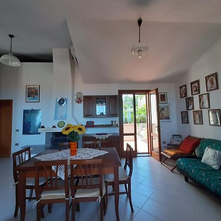 Il Giglio Vista Mare Apartment Funtana Meiga Екстериор снимка